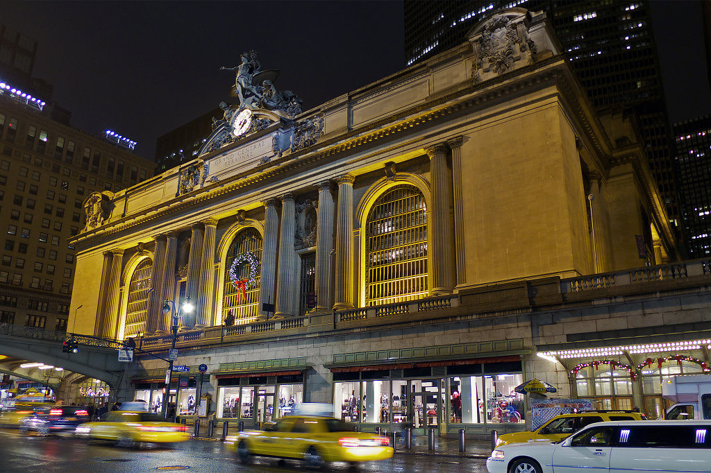 Grand Central Terminal at night