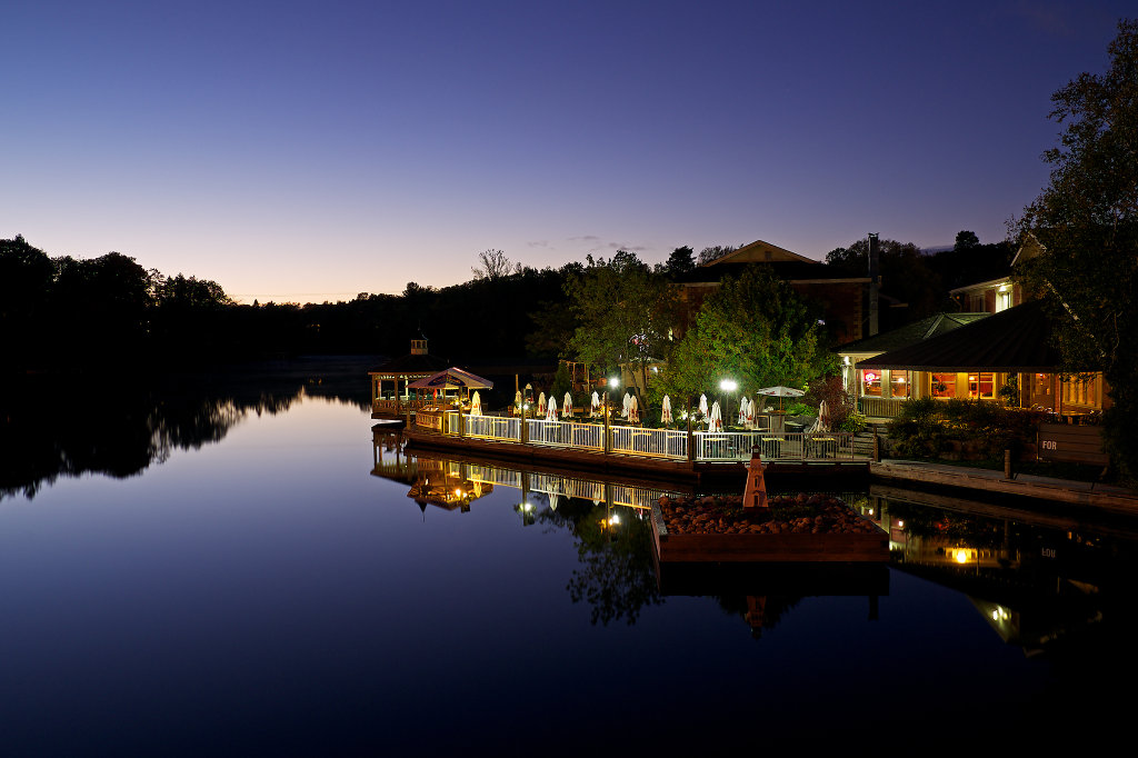 Waterfront of Huntsville at night