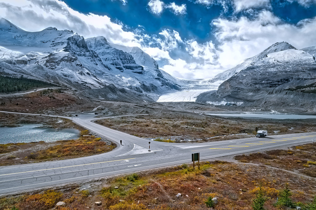 Columbia Icefield Glacier at Icefields Parkway